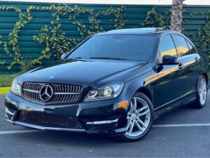 Mercedes-Benz C 300 2012