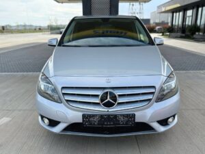 Mercedes-Benz B 200 2013